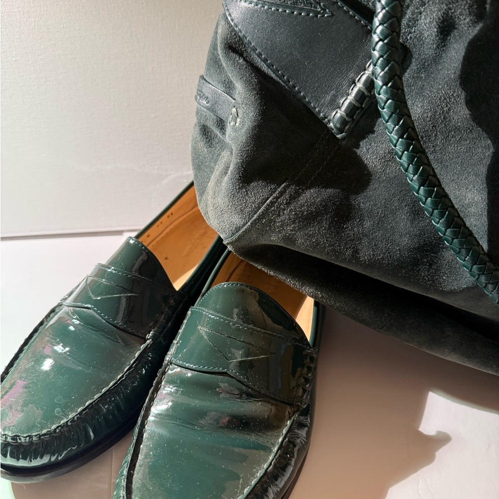 Cole Haan Green Flats Elegant Moccasin Style - Picture 7 of 7